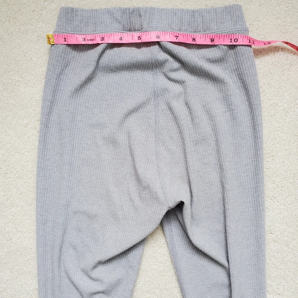 Alo Yoga Gray Ribbed Leggings szS